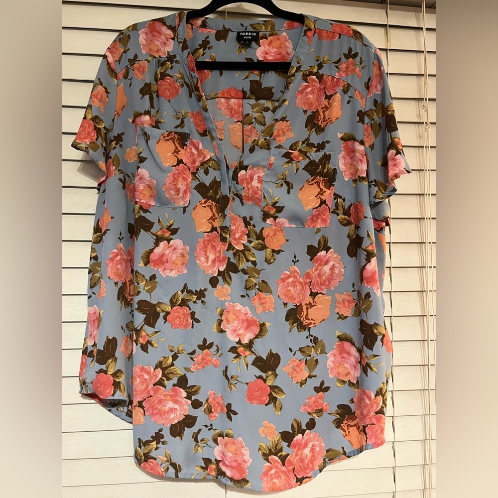 Torrid Harper Georgette Flutter Short Sleeve Blouse Blue Floral Plus Size 2X